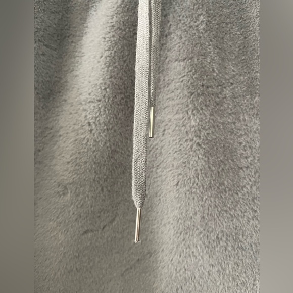 Ann Taylor Faux Fur Funnel Neck Sweatshirt - Picture 4 of 6